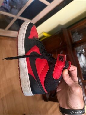 Nike Red and Black Kids High-Top Sneakers